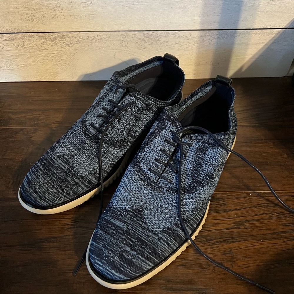 Cole Haan Men's Knit Sneakers in Navy and White